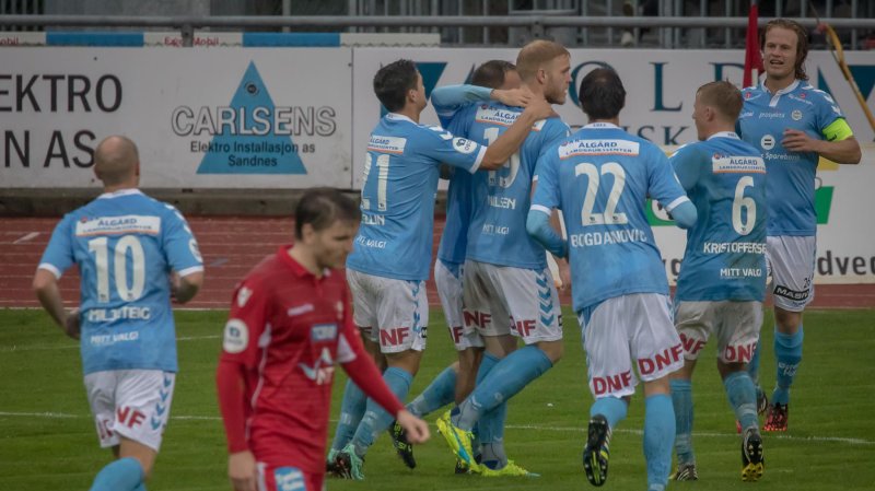 Sandnes Ulf kan juble for 1 av 2 scoringer mot Levanger. Foto: Rune Helliesen.