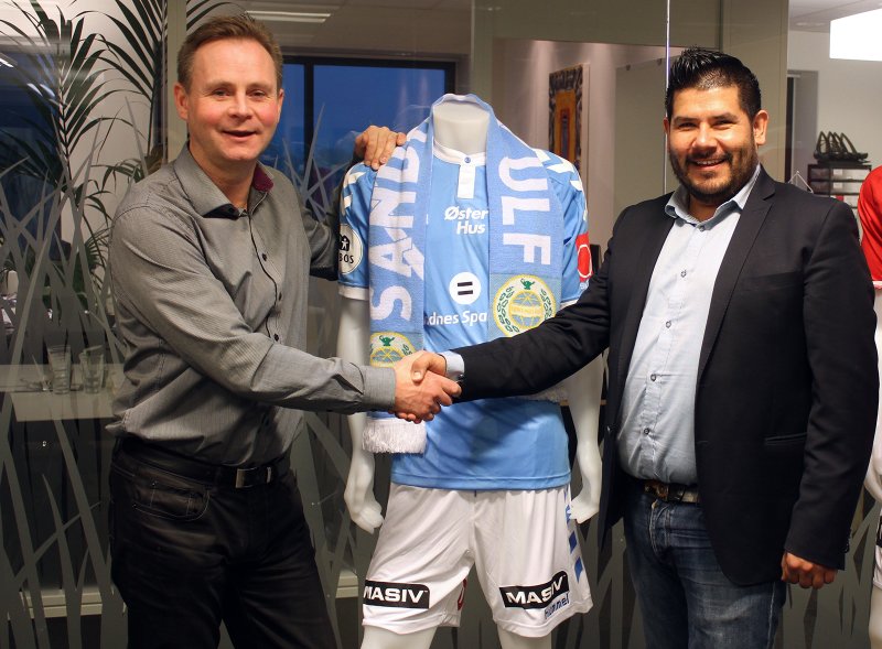 Helge Nærland i Masiv sammen med Einar Auestad i Sandnes Ulf.