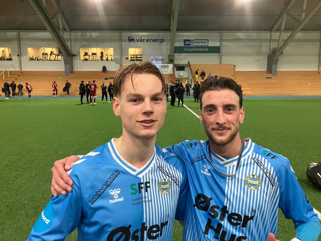 Fillip Voster Botnen og Ali Memed har fått en fin start på tiden i lyseblått. (Foto: Svein Westlye)