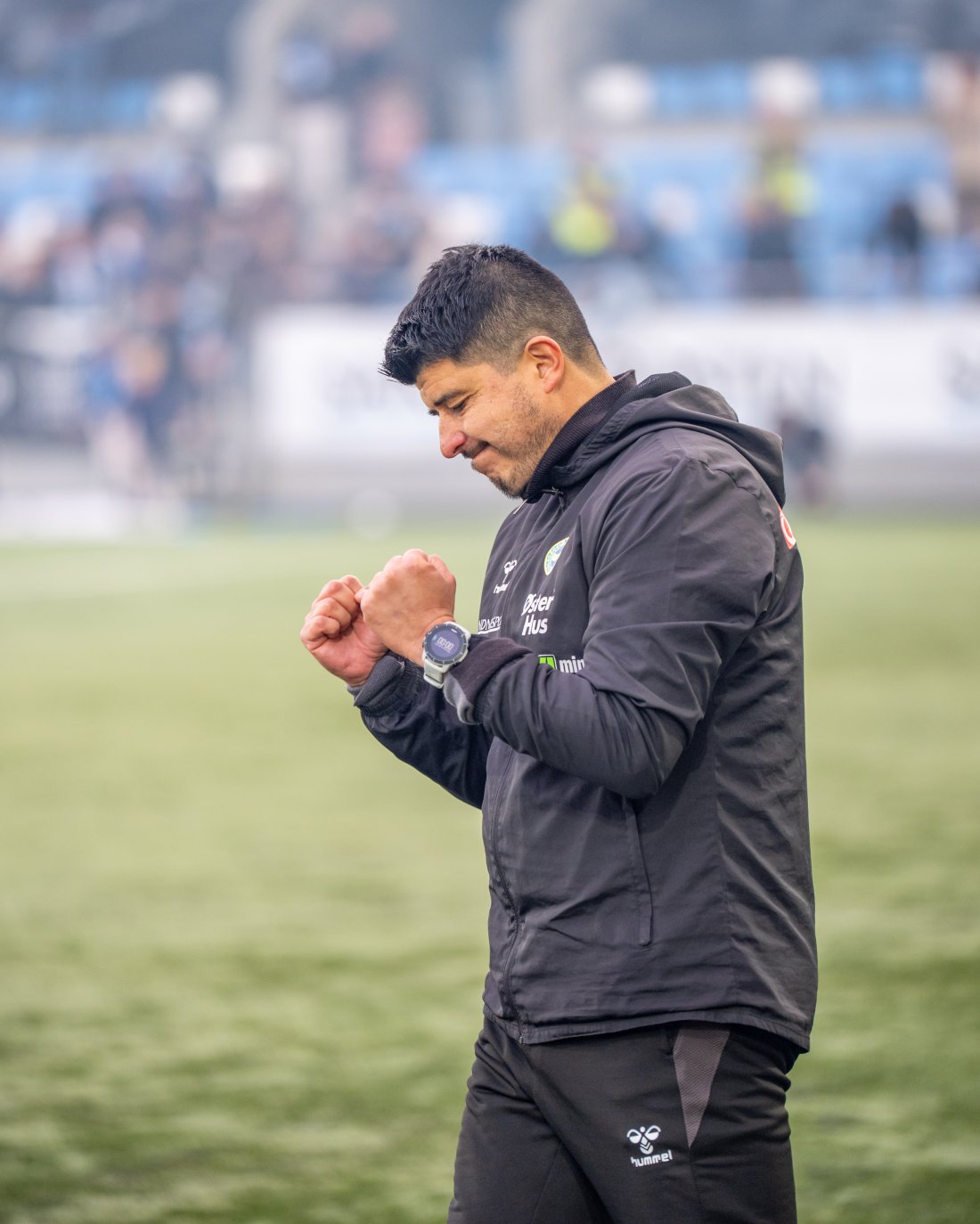 Hovedtrener Arturo Cleveland er fornøyd med å ha sikret seg underskriften til Brekke. (Foto: Nanco Hoogstad)