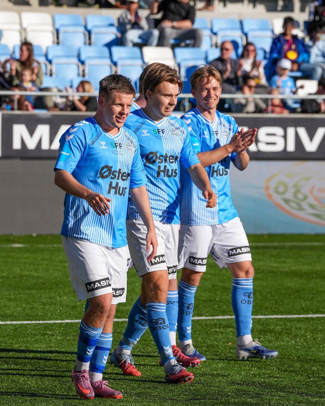 Sander Saugestad (t.v) og Ådne Bruseth (t.h). I midten: Ole Sebastian Sundgot. (Foto: Nanco Hoogstad)