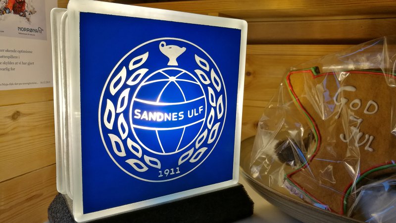 Denne lampa venter som premie.