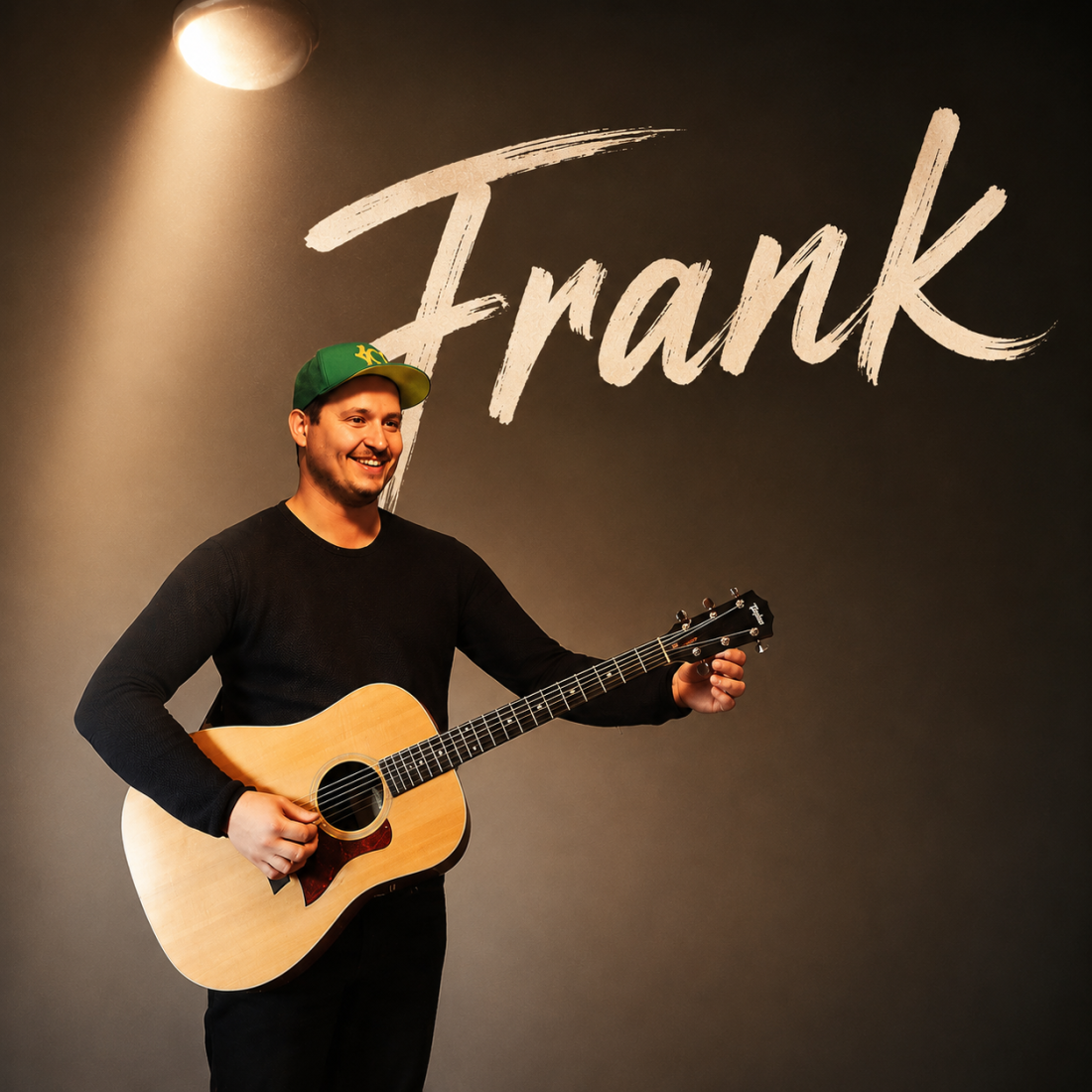 Den lokale trubaduren Frank fyrer opp stemningen i Supporterteltet i timene før avspark!