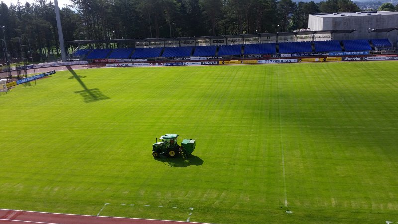Sandnes Ulf trenger flere frivillige på kampdag i OBOS-ligaen.